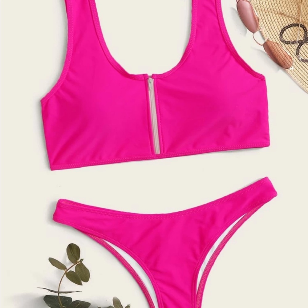 Pink Zipper Bikini!